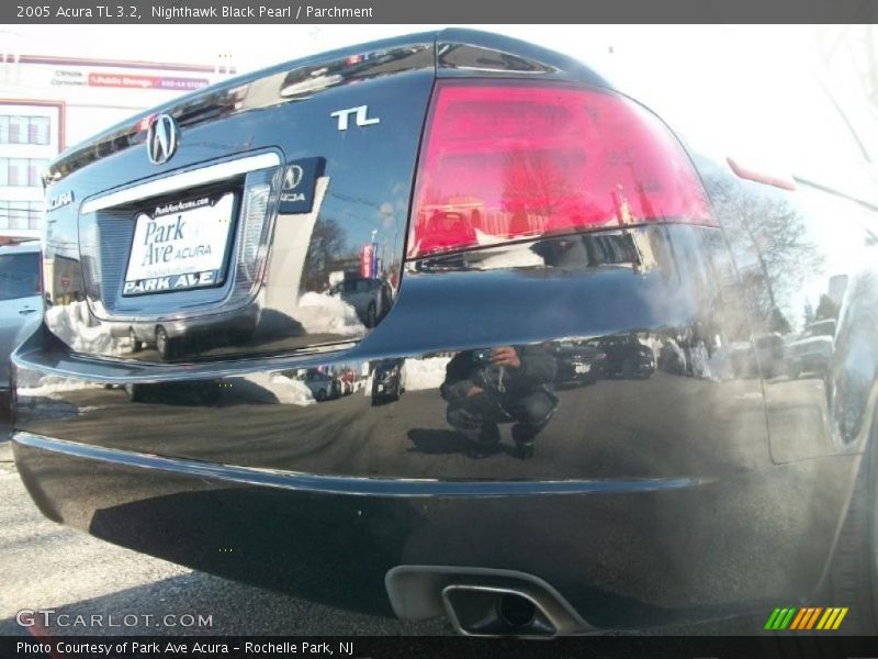 Nighthawk Black Pearl / Parchment 2005 Acura TL 3.2