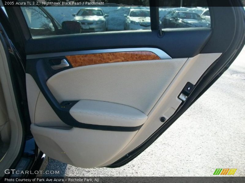 Nighthawk Black Pearl / Parchment 2005 Acura TL 3.2
