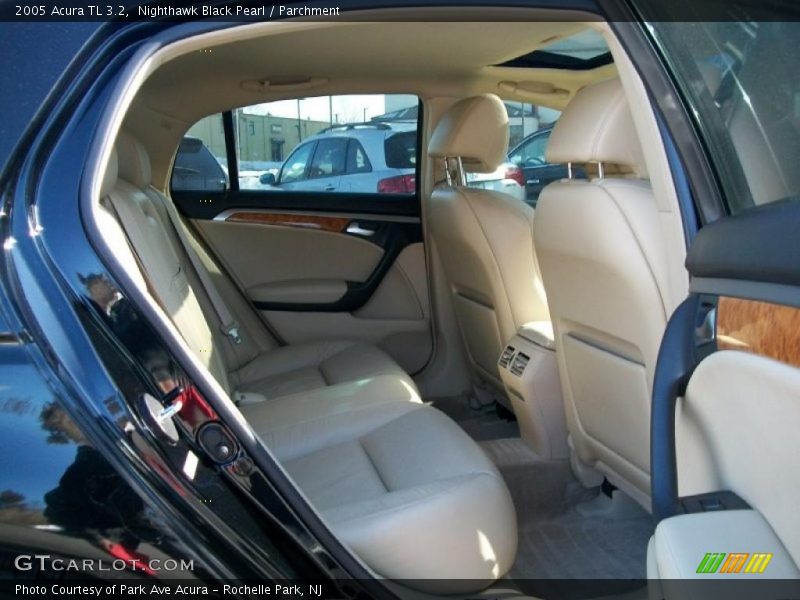 Nighthawk Black Pearl / Parchment 2005 Acura TL 3.2