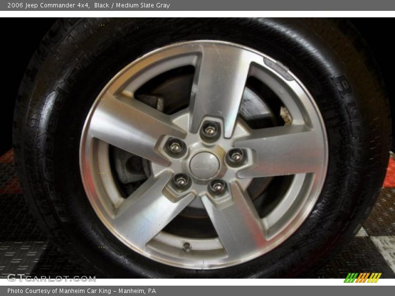 Black / Medium Slate Gray 2006 Jeep Commander 4x4
