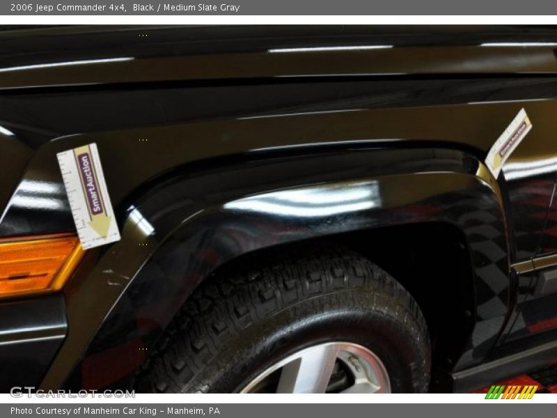 Black / Medium Slate Gray 2006 Jeep Commander 4x4