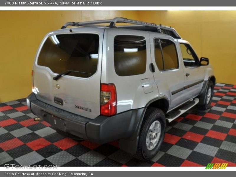 Silver Ice Metallic / Dusk 2000 Nissan Xterra SE V6 4x4