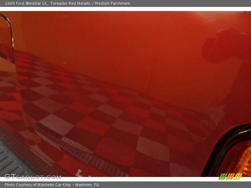 Toreador Red Metallic / Medium Parchment 1999 Ford Windstar LX