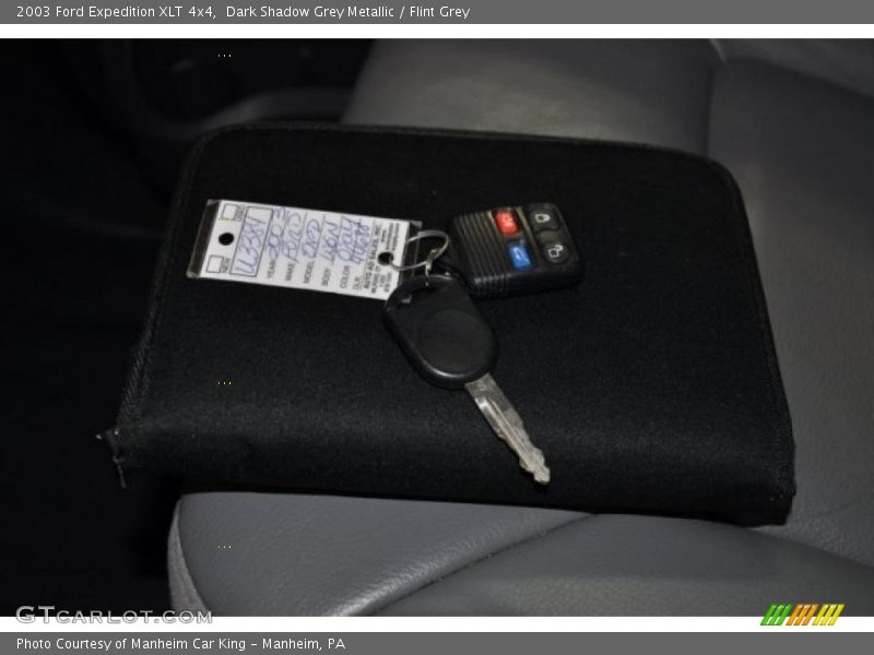 Dark Shadow Grey Metallic / Flint Grey 2003 Ford Expedition XLT 4x4