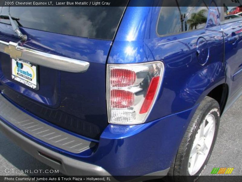 Laser Blue Metallic / Light Gray 2005 Chevrolet Equinox LT