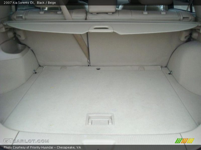 Black / Beige 2007 Kia Sorento EX