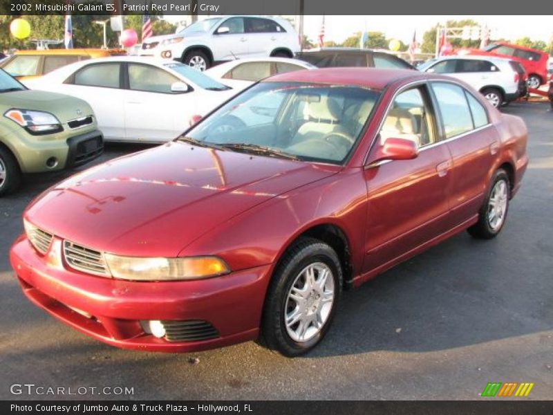 Patriot Red Pearl / Gray 2002 Mitsubishi Galant ES