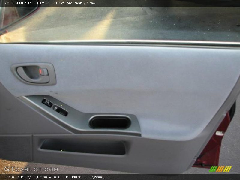 Patriot Red Pearl / Gray 2002 Mitsubishi Galant ES