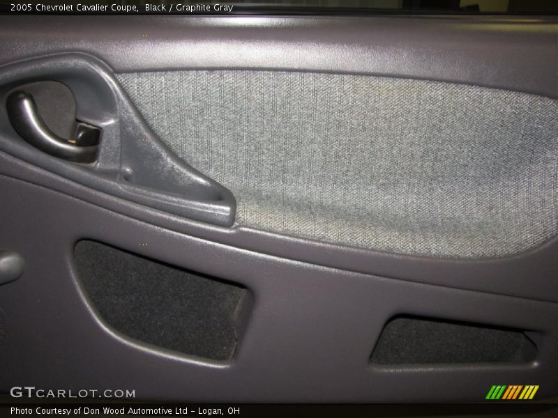 Black / Graphite Gray 2005 Chevrolet Cavalier Coupe