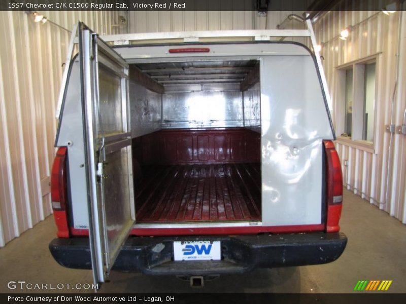 Victory Red / Red 1997 Chevrolet C/K C1500 Regular Cab