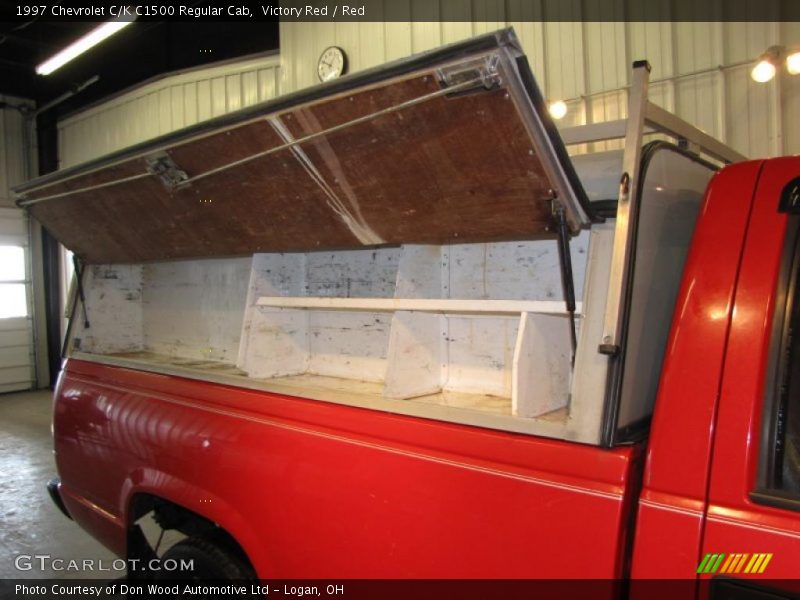 Victory Red / Red 1997 Chevrolet C/K C1500 Regular Cab
