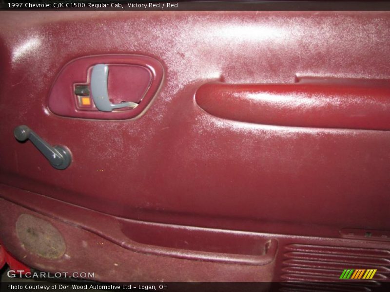 Victory Red / Red 1997 Chevrolet C/K C1500 Regular Cab