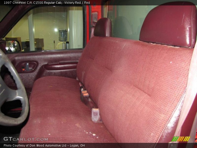 Victory Red / Red 1997 Chevrolet C/K C1500 Regular Cab