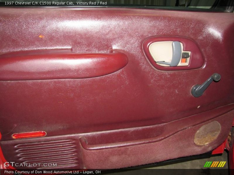 Victory Red / Red 1997 Chevrolet C/K C1500 Regular Cab