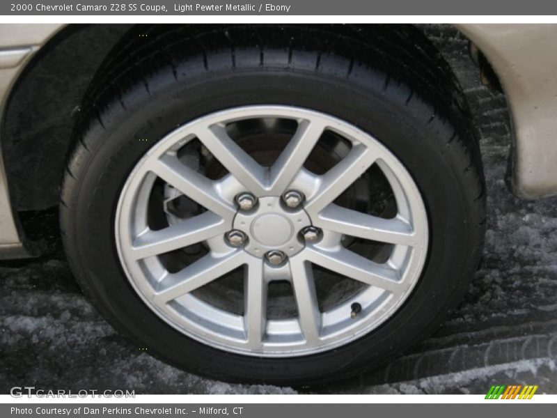  2000 Camaro Z28 SS Coupe Wheel