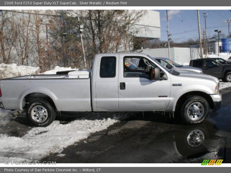 Silver Metallic / Medium Flint 2006 Ford F250 Super Duty XLT SuperCab