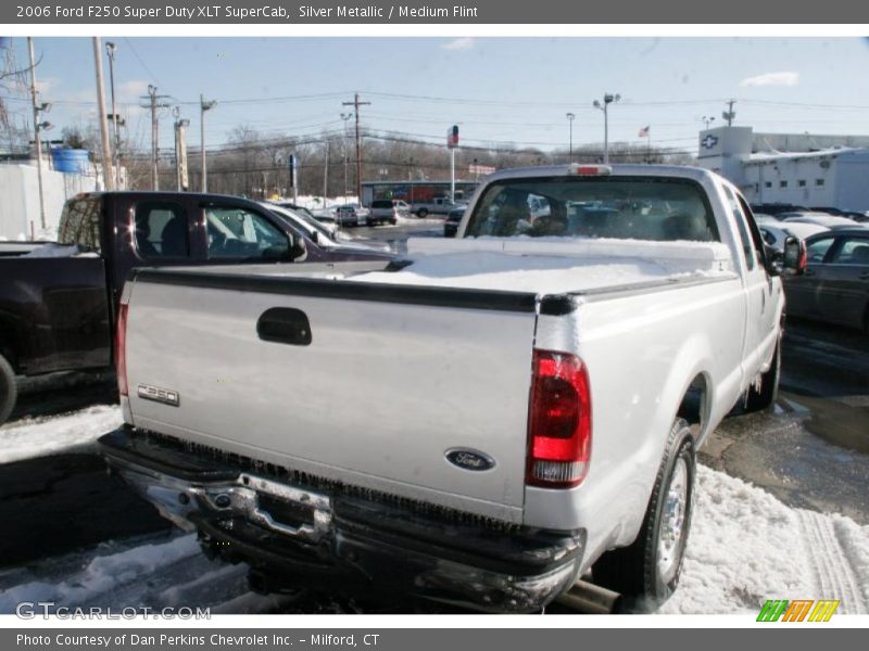 Silver Metallic / Medium Flint 2006 Ford F250 Super Duty XLT SuperCab