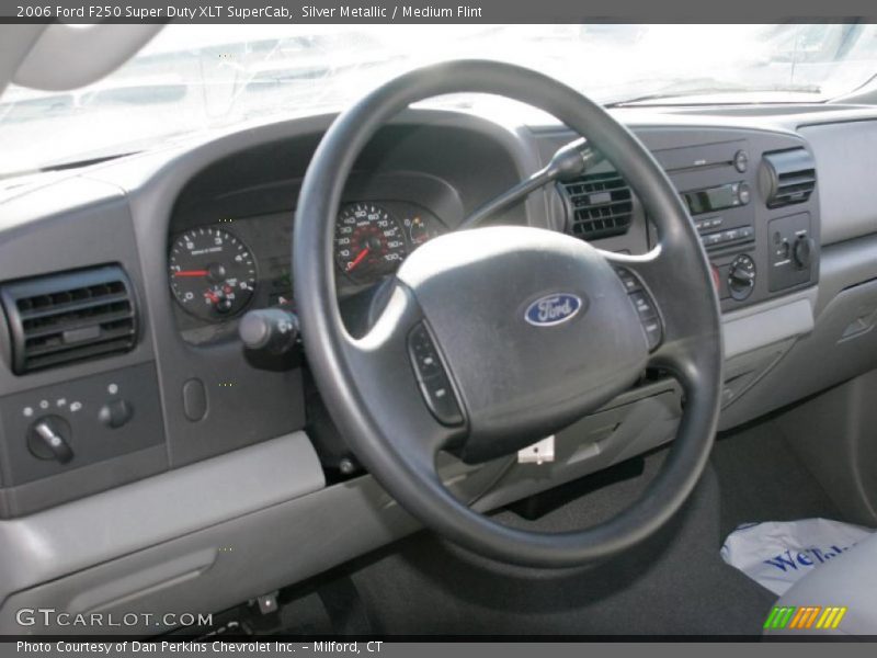 Silver Metallic / Medium Flint 2006 Ford F250 Super Duty XLT SuperCab
