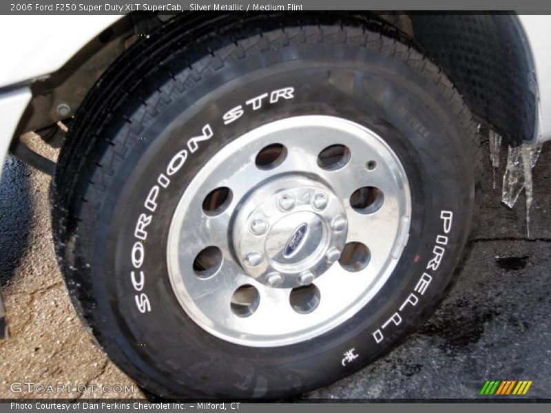 Silver Metallic / Medium Flint 2006 Ford F250 Super Duty XLT SuperCab