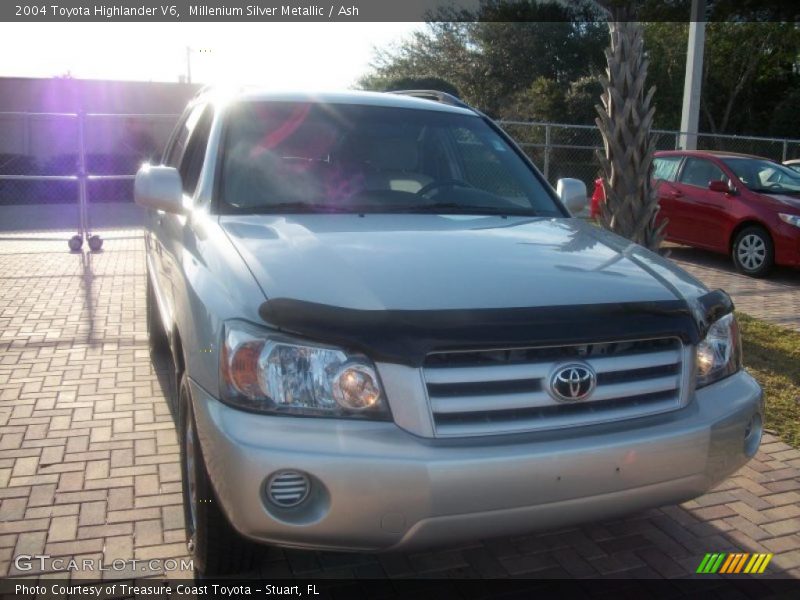 Millenium Silver Metallic / Ash 2004 Toyota Highlander V6