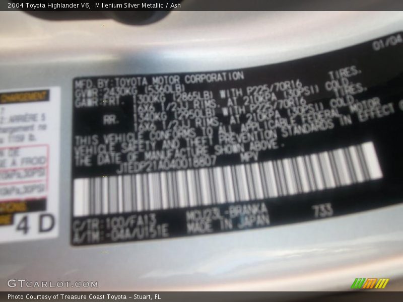Millenium Silver Metallic / Ash 2004 Toyota Highlander V6