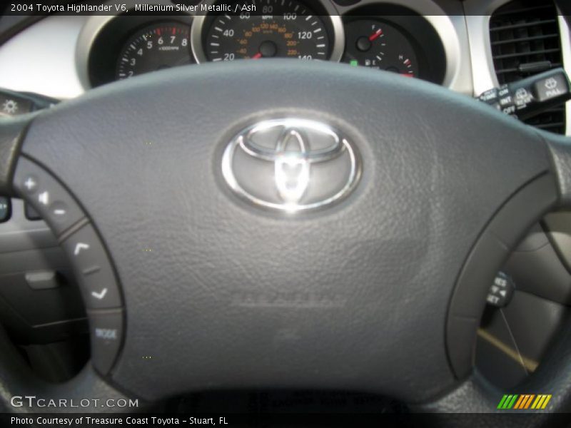 Millenium Silver Metallic / Ash 2004 Toyota Highlander V6