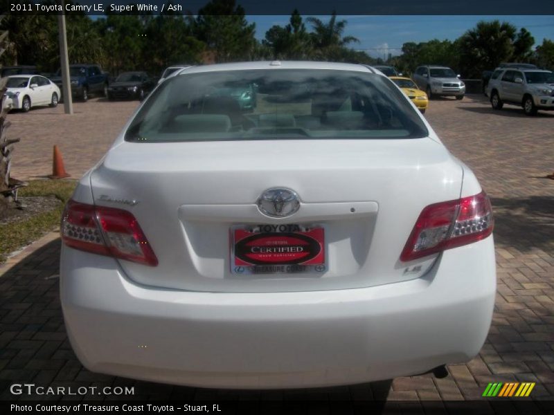 Super White / Ash 2011 Toyota Camry LE