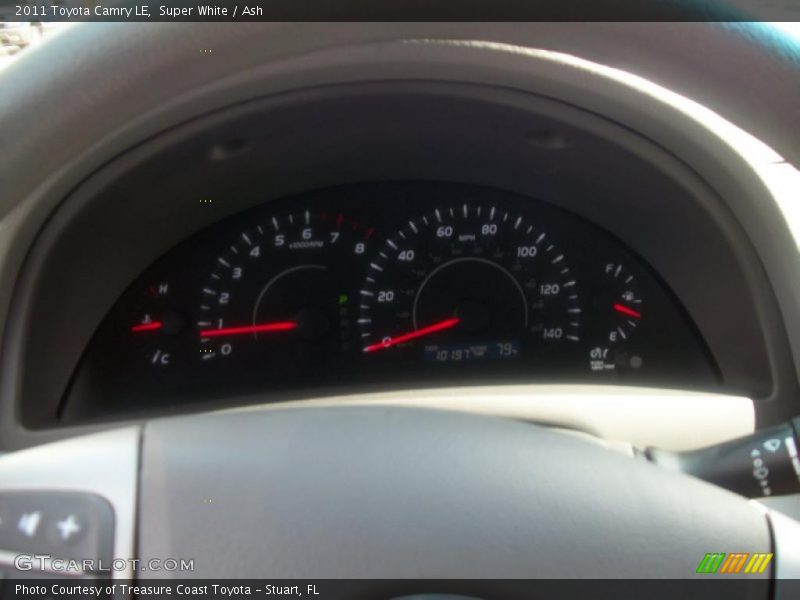 Super White / Ash 2011 Toyota Camry LE
