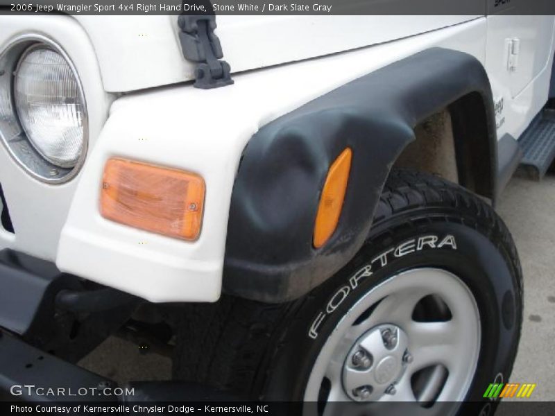 Stone White / Dark Slate Gray 2006 Jeep Wrangler Sport 4x4 Right Hand Drive