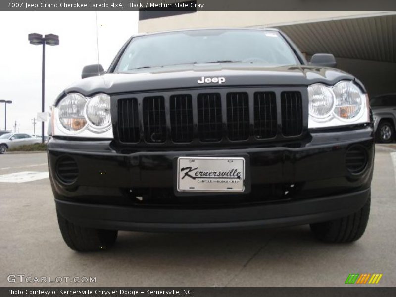 Black / Medium Slate Gray 2007 Jeep Grand Cherokee Laredo 4x4