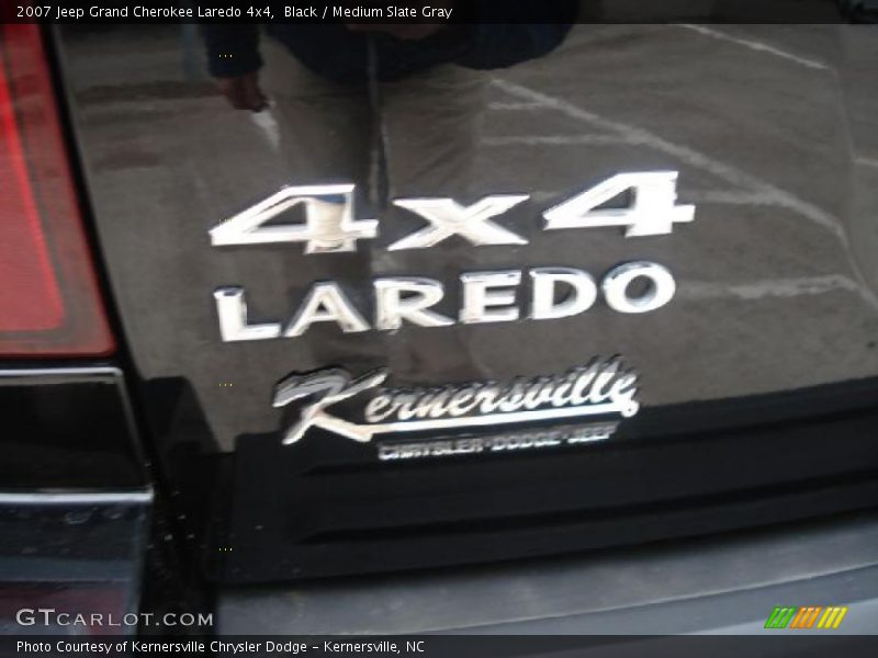 Black / Medium Slate Gray 2007 Jeep Grand Cherokee Laredo 4x4