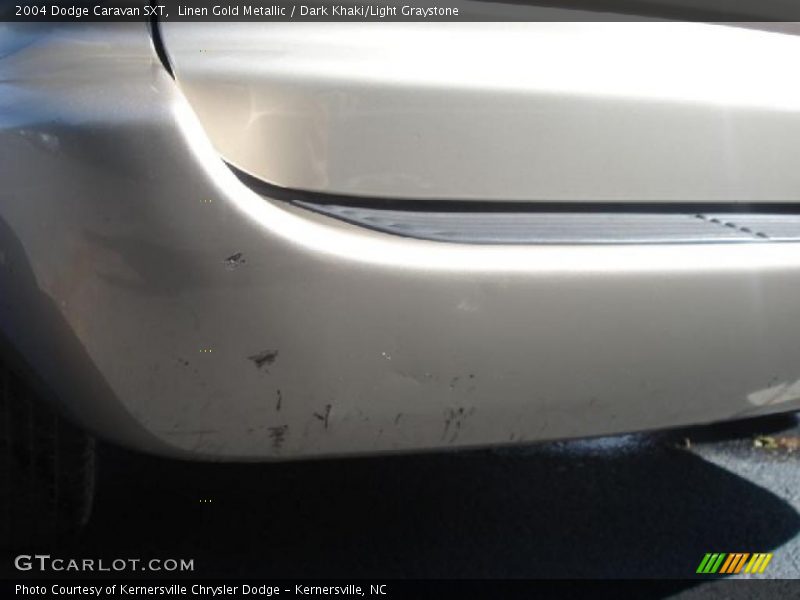 Linen Gold Metallic / Dark Khaki/Light Graystone 2004 Dodge Caravan SXT