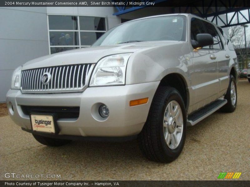 Silver Birch Metallic / Midnight Grey 2004 Mercury Mountaineer Convenience AWD