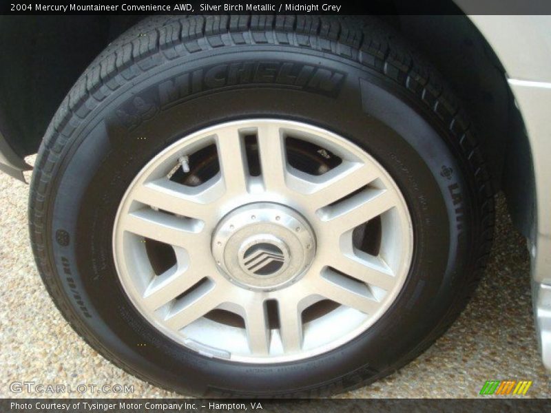 Silver Birch Metallic / Midnight Grey 2004 Mercury Mountaineer Convenience AWD