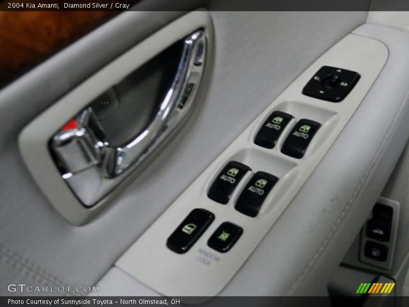 Diamond Silver / Gray 2004 Kia Amanti