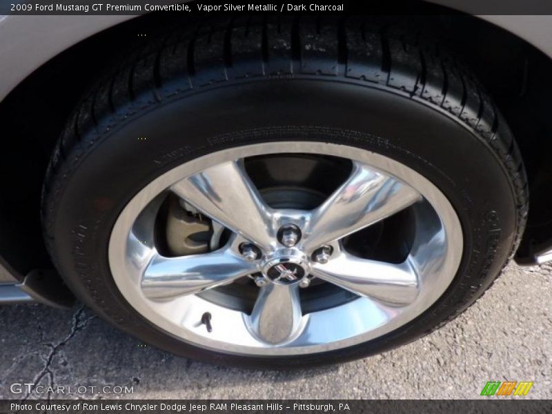  2009 Mustang GT Premium Convertible Wheel