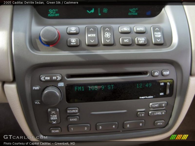Green Silk / Cashmere 2005 Cadillac DeVille Sedan