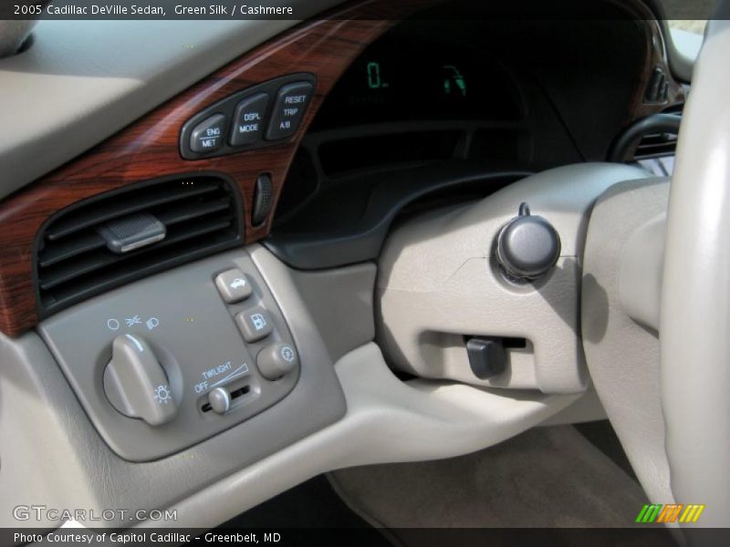 Green Silk / Cashmere 2005 Cadillac DeVille Sedan