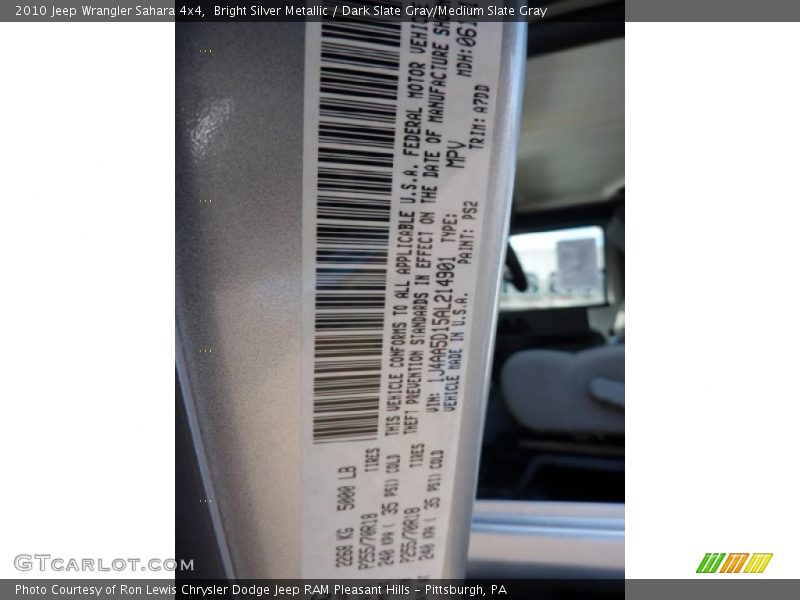 Bright Silver Metallic / Dark Slate Gray/Medium Slate Gray 2010 Jeep Wrangler Sahara 4x4