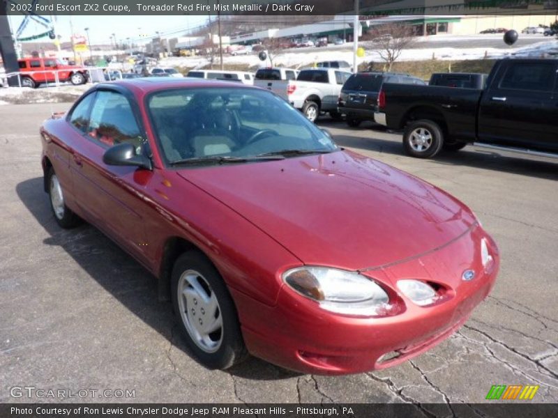 Front 3/4 View of 2002 Escort ZX2 Coupe