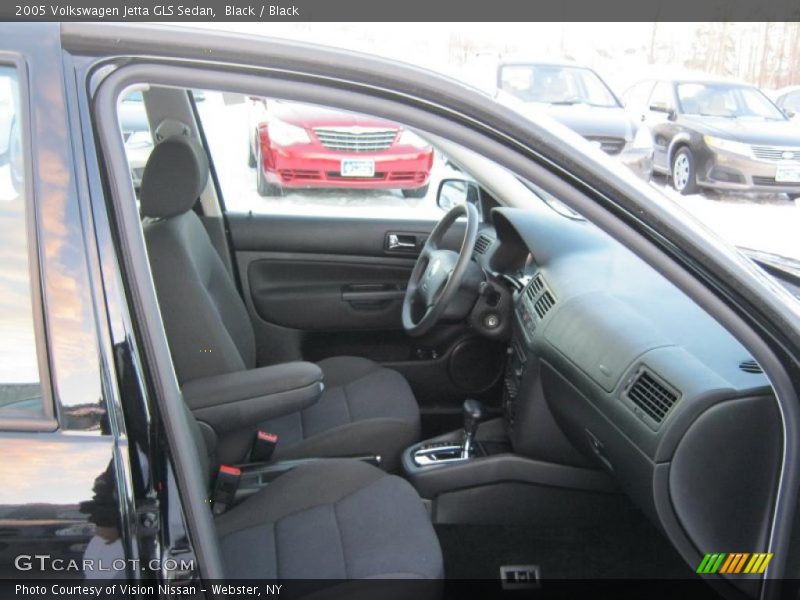 Black / Black 2005 Volkswagen Jetta GLS Sedan