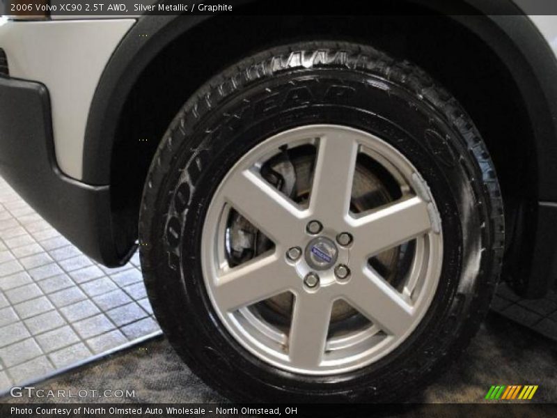 Silver Metallic / Graphite 2006 Volvo XC90 2.5T AWD