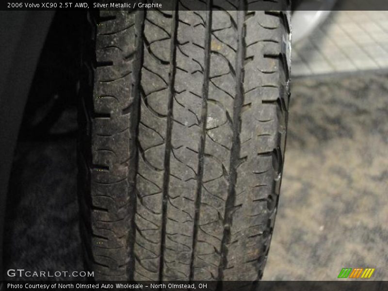 Silver Metallic / Graphite 2006 Volvo XC90 2.5T AWD