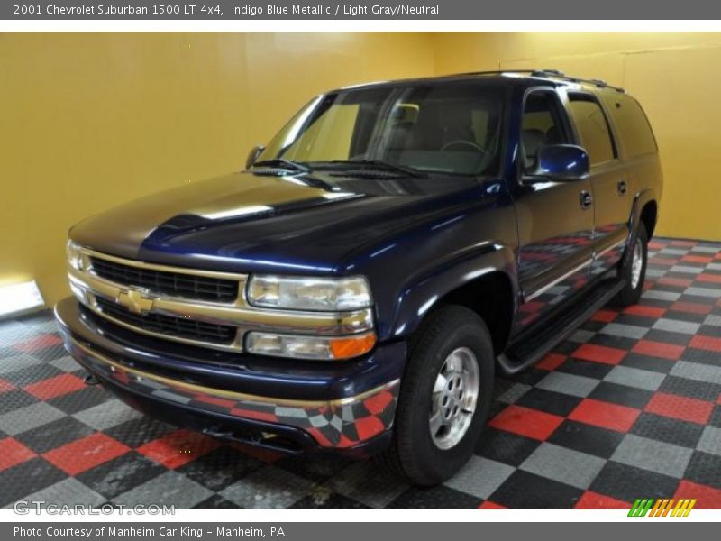 Indigo Blue Metallic / Light Gray/Neutral 2001 Chevrolet Suburban 1500 LT 4x4