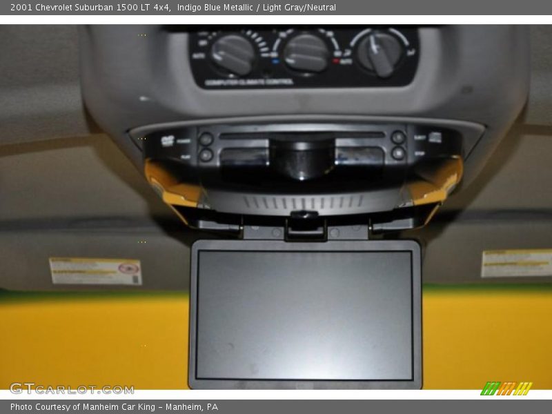 Indigo Blue Metallic / Light Gray/Neutral 2001 Chevrolet Suburban 1500 LT 4x4