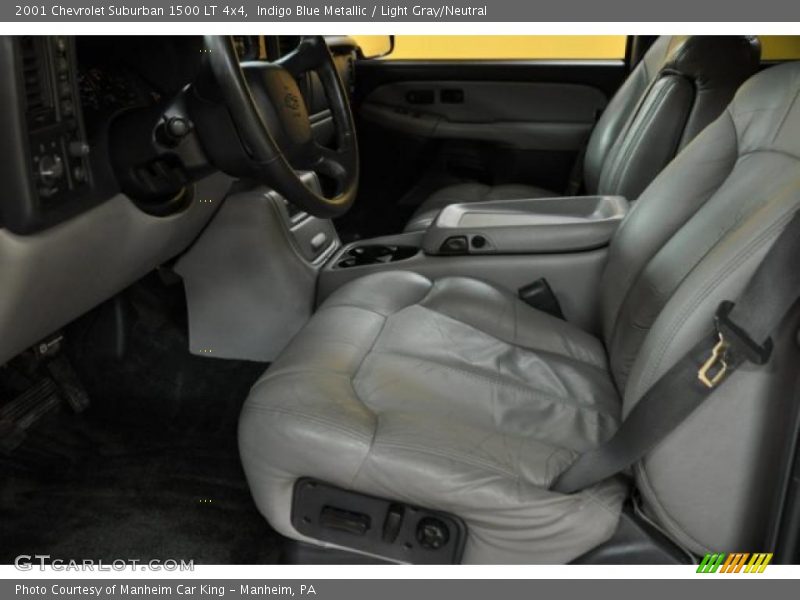 Indigo Blue Metallic / Light Gray/Neutral 2001 Chevrolet Suburban 1500 LT 4x4