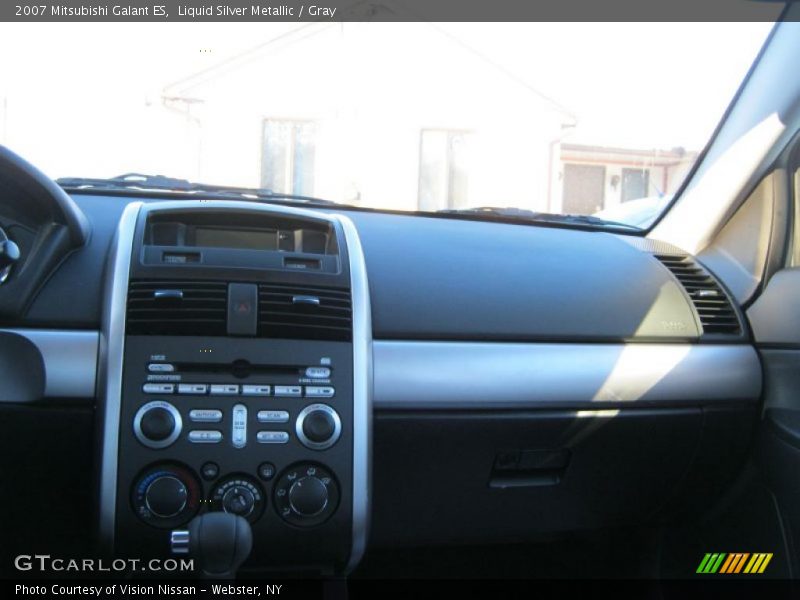 Liquid Silver Metallic / Gray 2007 Mitsubishi Galant ES