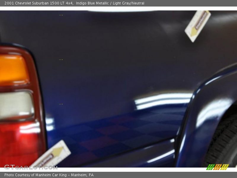 Indigo Blue Metallic / Light Gray/Neutral 2001 Chevrolet Suburban 1500 LT 4x4