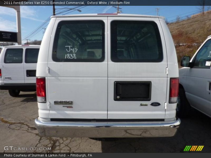 Oxford White / Medium Flint 2011 Ford E Series Van E250 Extended Commercial