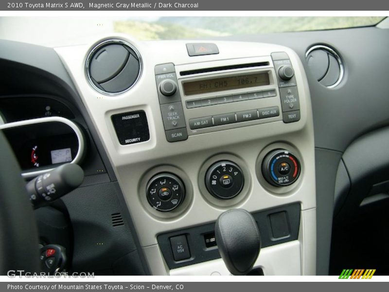 Controls of 2010 Matrix S AWD